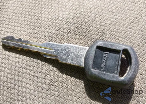 2003 Chevrolet Tahoe Z71 z USA, uszkodzony, nr VIN 1GNEK13T93R107387